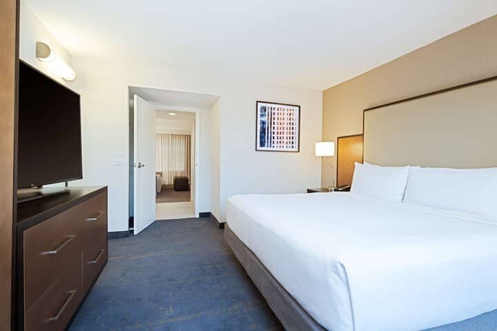 Room 21 of 66