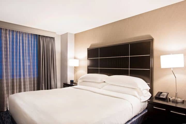 Room 13 of 66